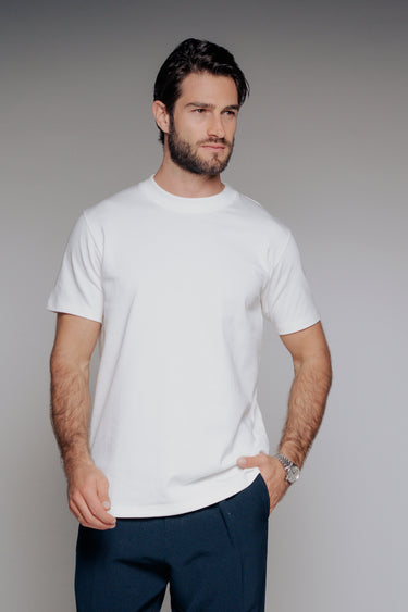 ESSENTIAL REGULAR FIT MARFIL