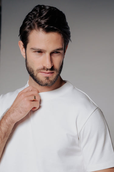 ESSENTIAL REGULAR FIT MARFIL